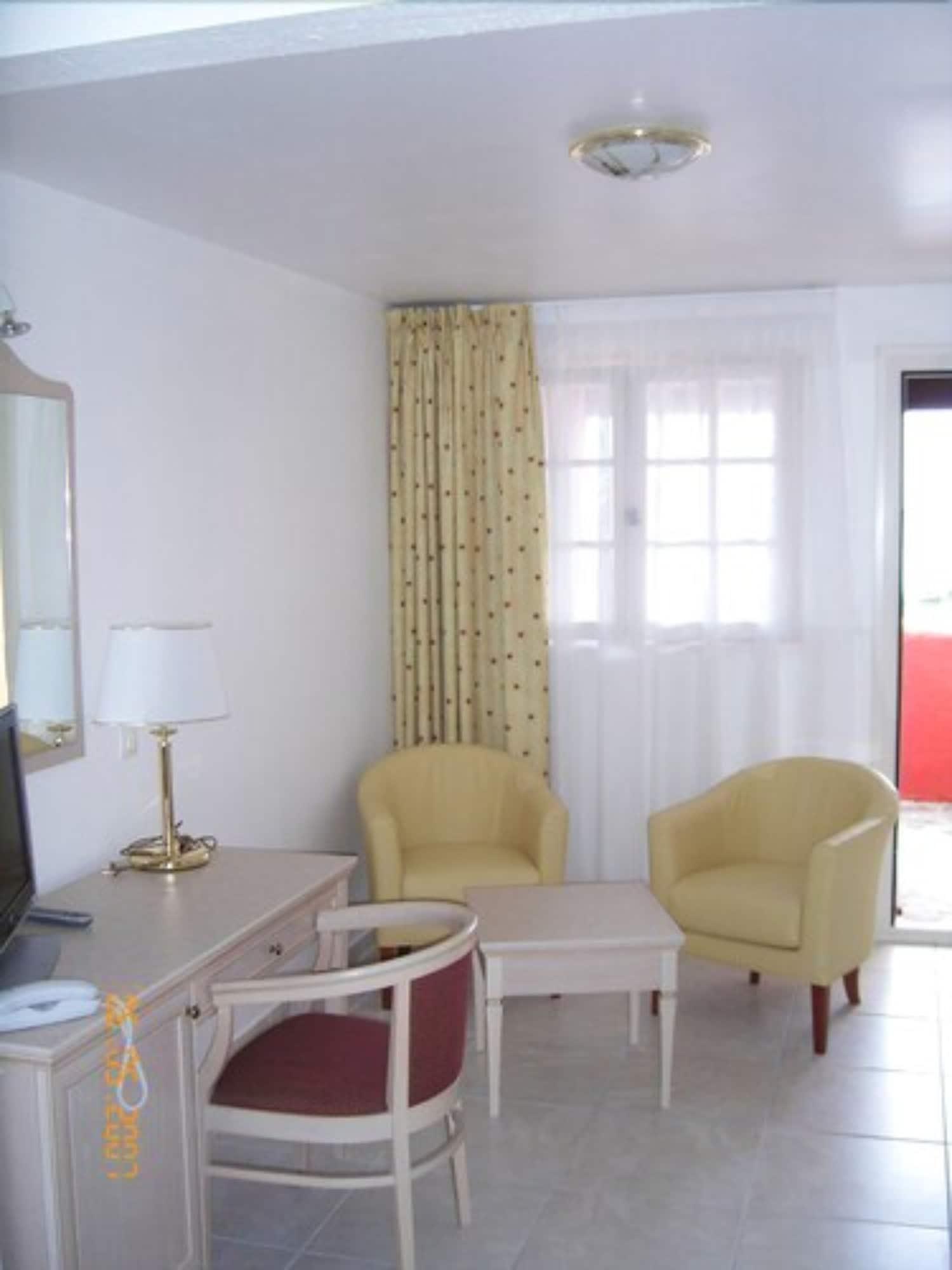 Hotel Residence San Pieru Tarcu Buitenkant foto
