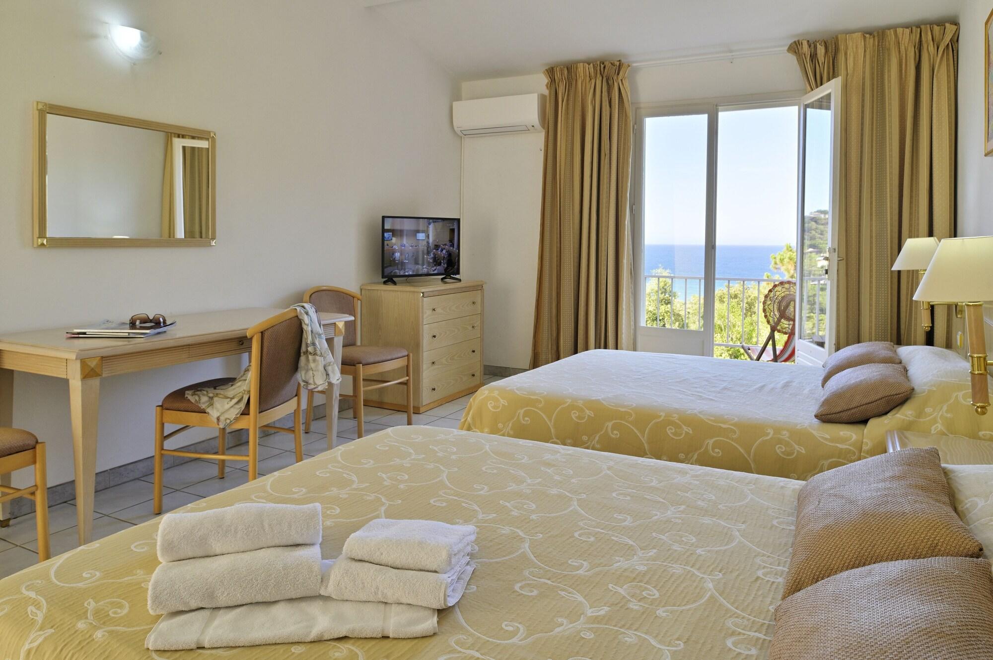 Hotel Residence San Pieru Tarcu Buitenkant foto